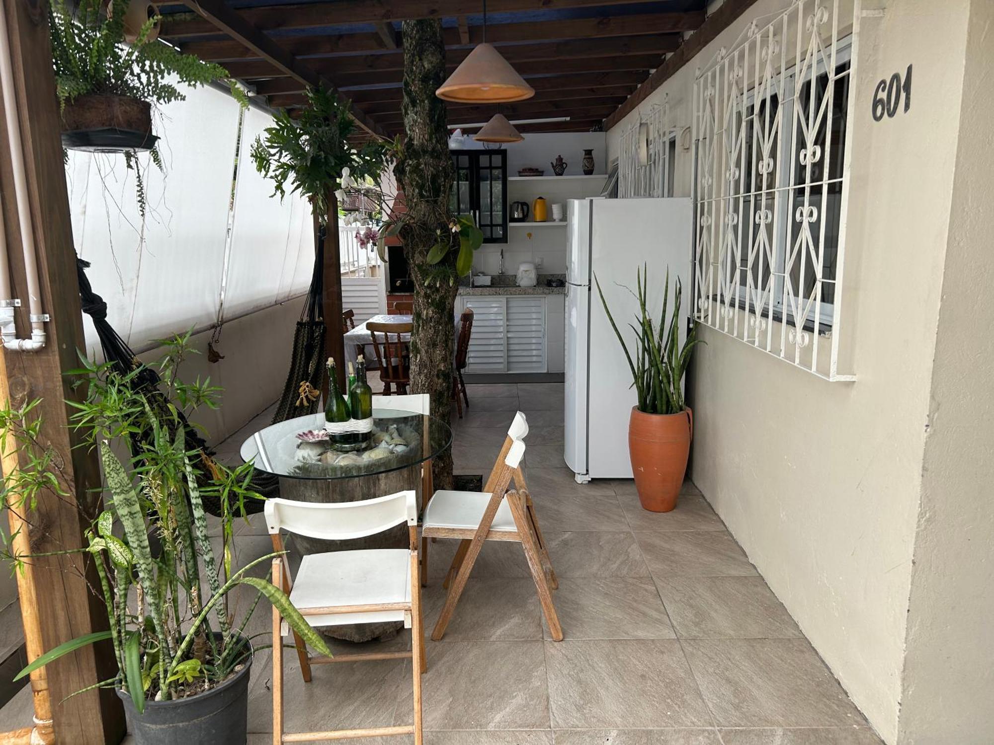 בומבינאס Casa Da Arvore Rua Pescada Amarela מראה חיצוני תמונה